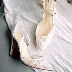 Bella Belle Ivory Lace Anita Wedding Bridal Shoes Size 6